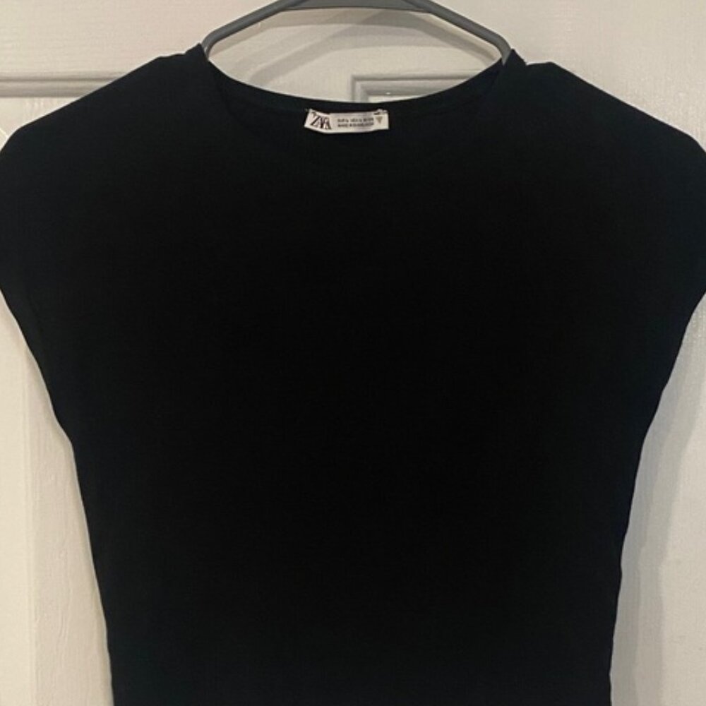 Black Crop Top